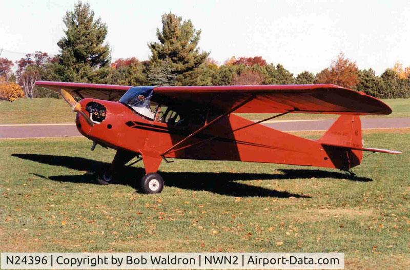 N24396, 1940 Taylorcraft BL-65 (L-2F) C/N 1732, Floats like a butterfly, flies like a dream