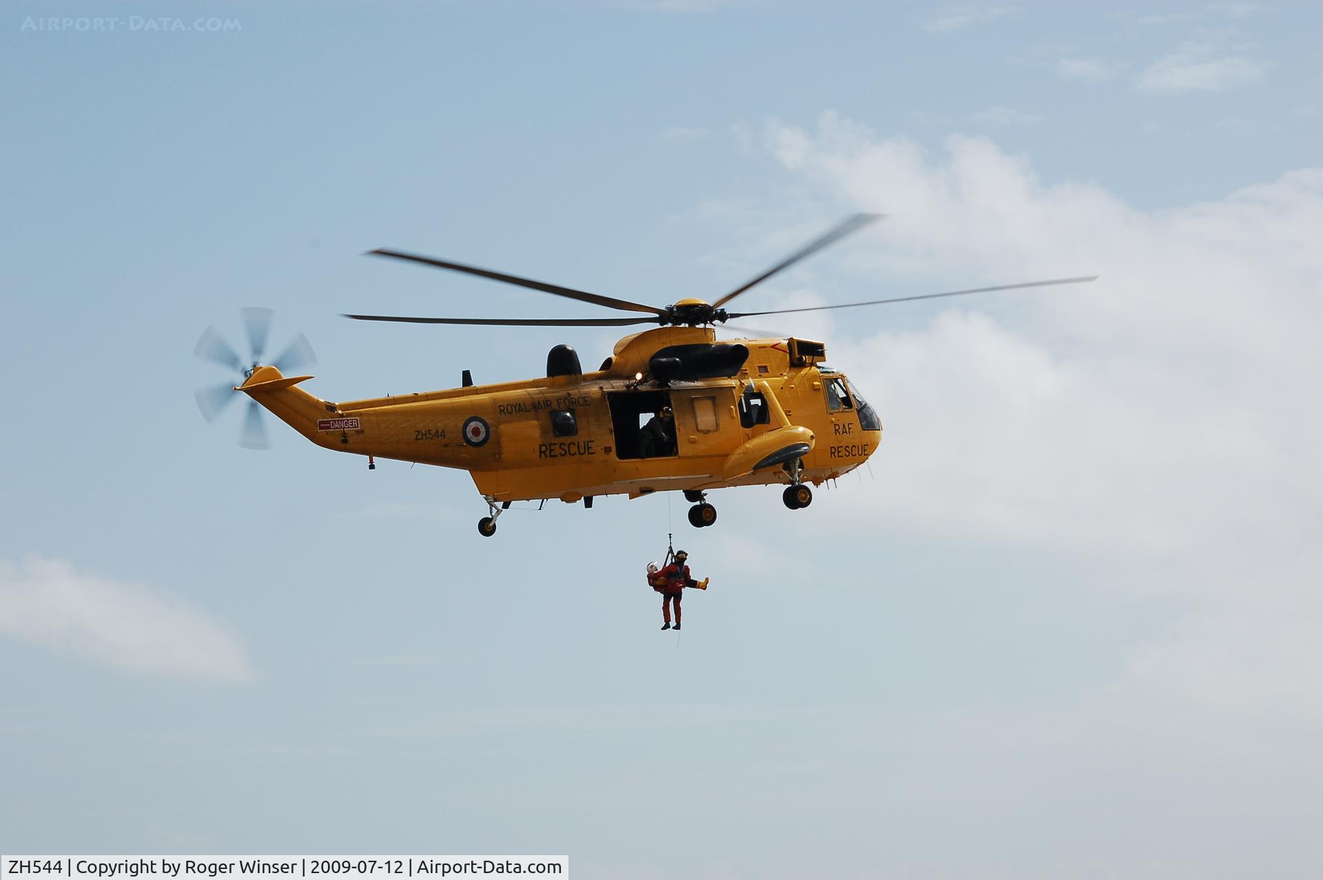 ZH544, Westland Sea King HAR.3A C/N WA1010, Off airport. Rescue demonstration at the Wales National Airshow, Swansea Bay, Wales, UK