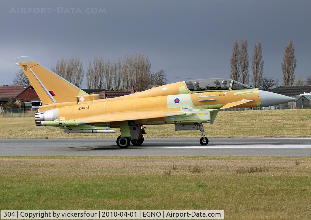 304, 2010 Eurofighter EF-2000 Typhoon T C/N CT004/BT021/240, BAE Systems Warton. EF2000(T) Typhoon. Destined for the Royal Saudia Air Force as 304.