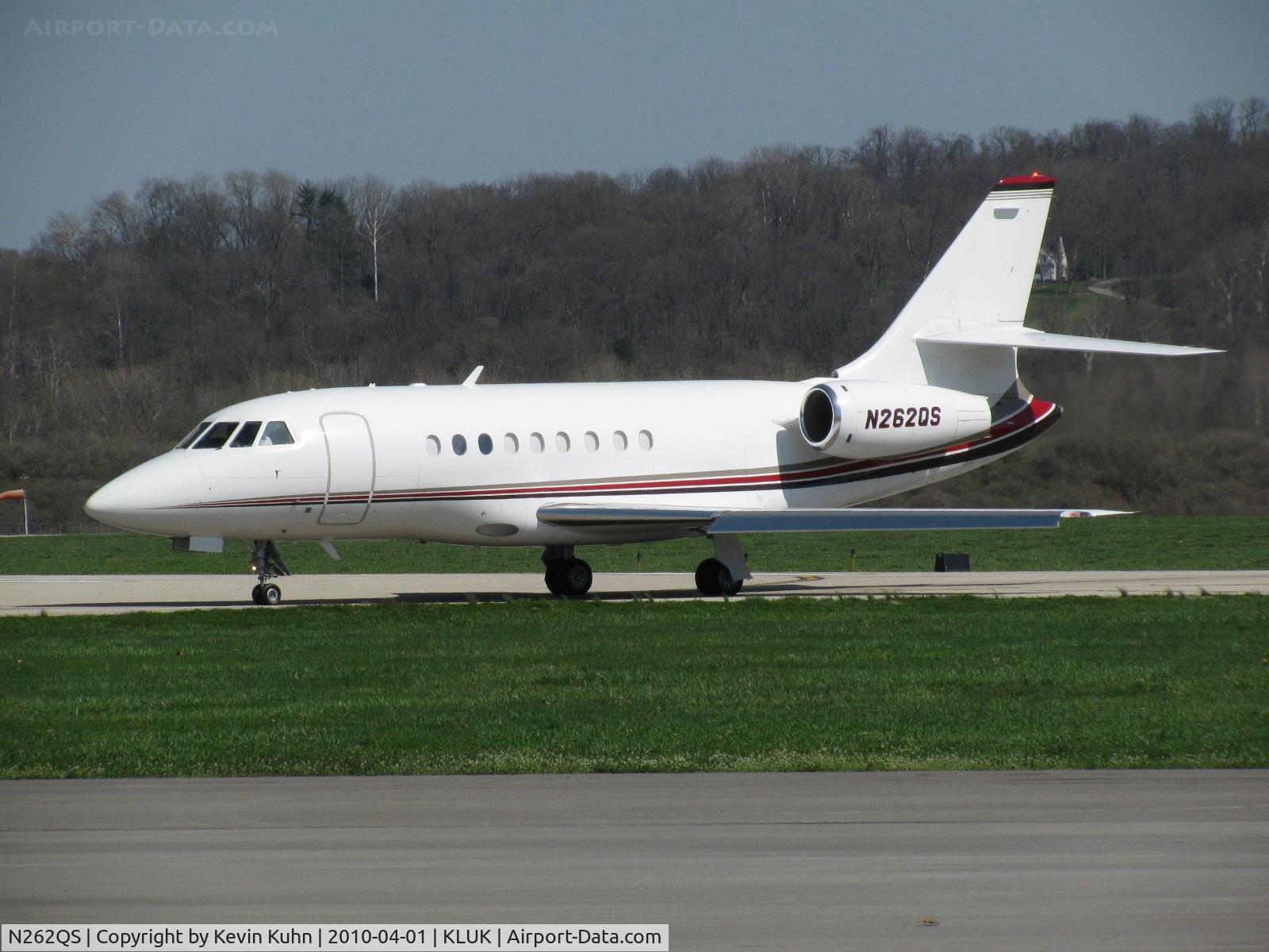 N262QS, 2001 Dassault Falcon 2000 C/N 162, Getting ready to head out to CYYZ