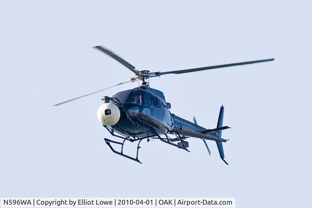 N596WA, 1990 Eurocopter AS-350BA Ecureuil C/N 2329, It flew overhead towards Oakland Airport.