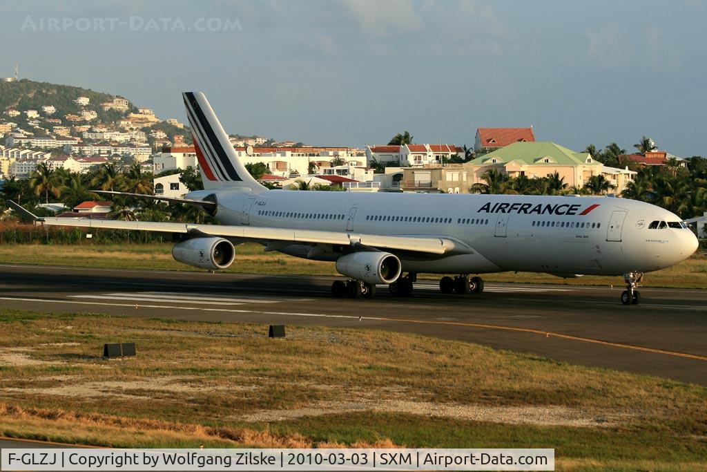 F-GLZJ, 1997 Airbus A340-313X C/N 186, visitor