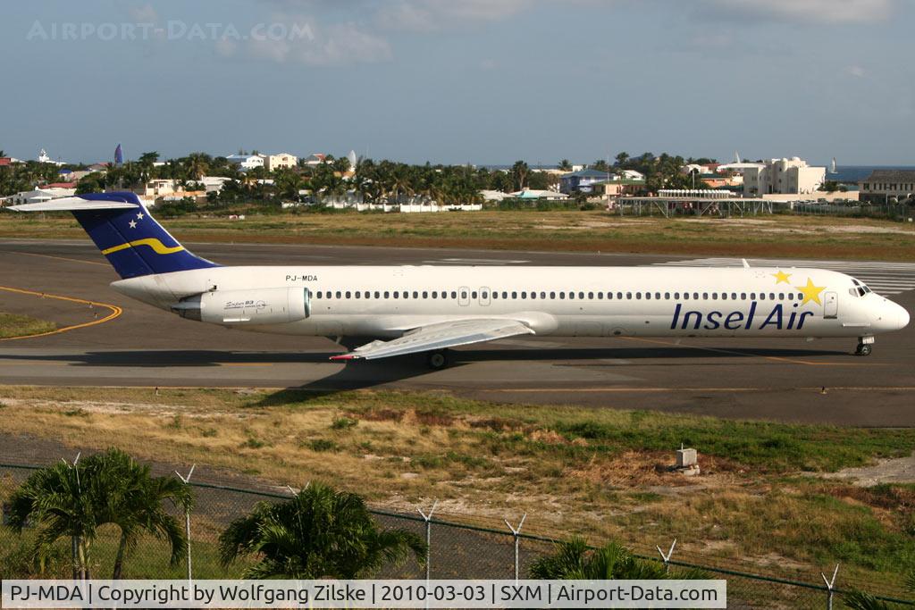 PJ-MDA, 1987 McDonnell Douglas MD-83 (DC-9-83) C/N 49449, visitor