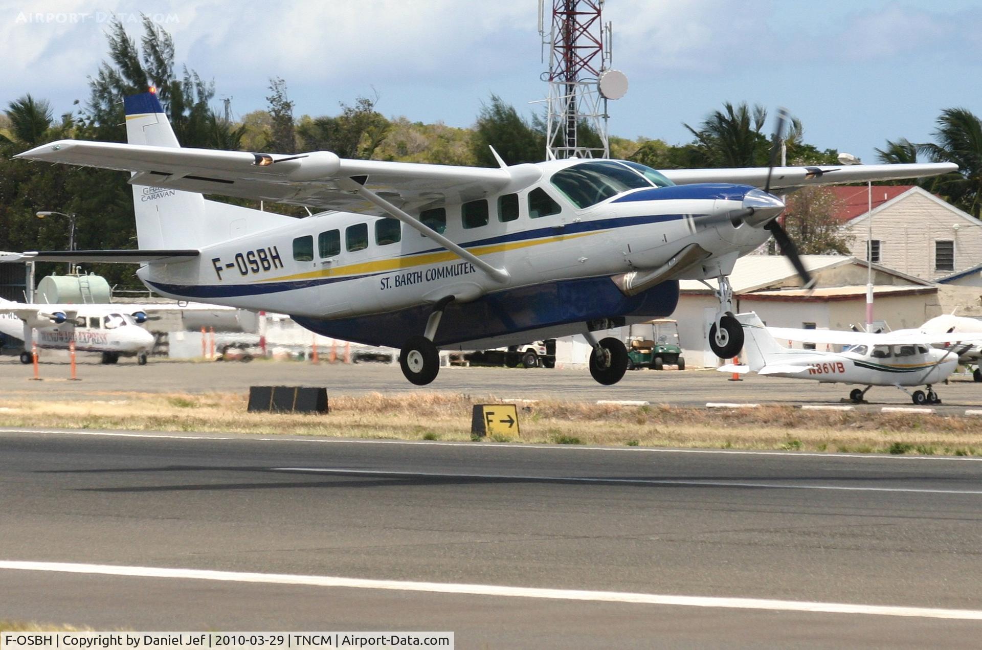 F-OSBH, 2009 Cessna 208B Grand Caravan C/N 208B2117, F-OSBH departin TNCM runway 10