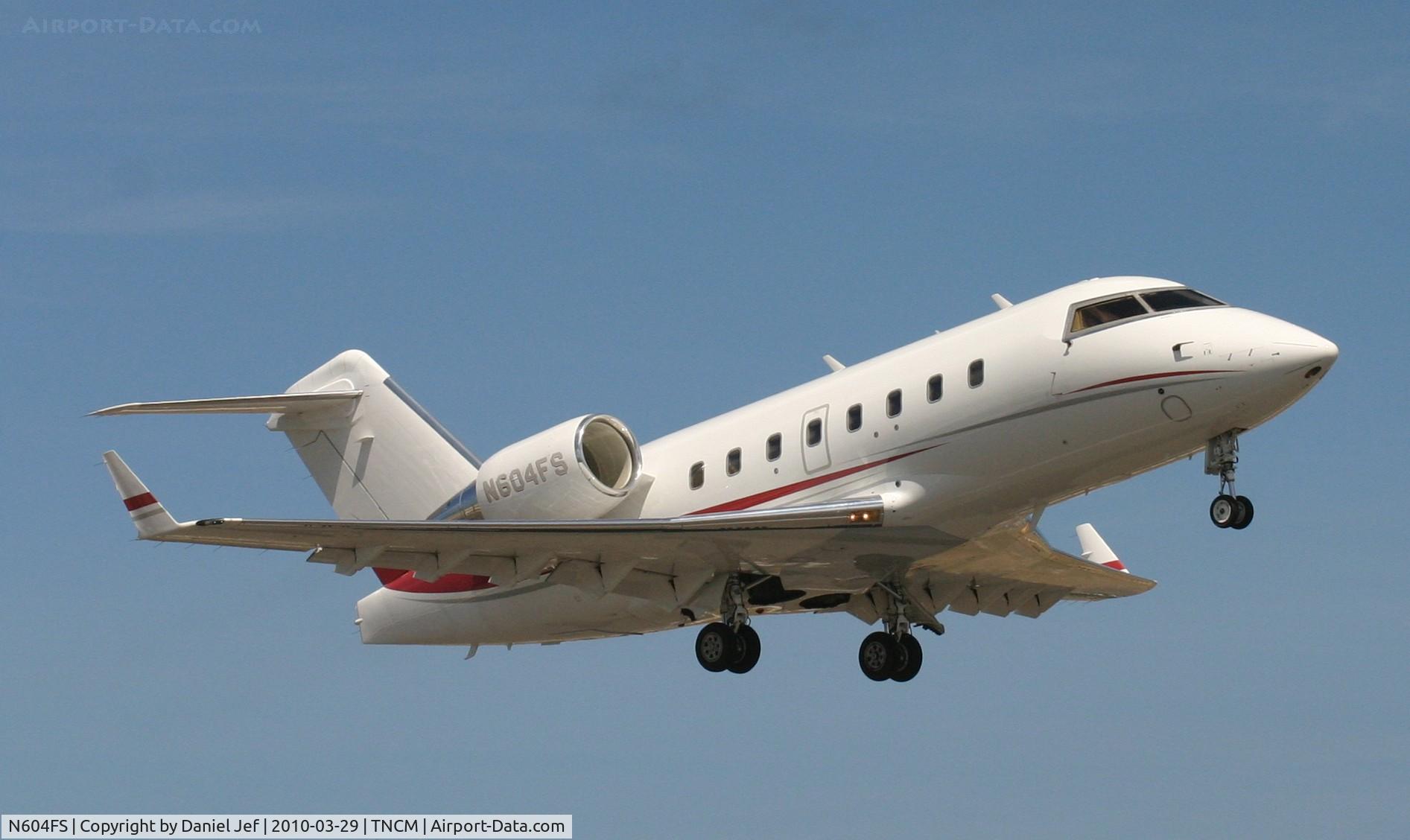 N604FS, 2000 Bombardier Challenger 604 (CL-600-2B16) C/N 5465, N604FS departing TNCM runway 10