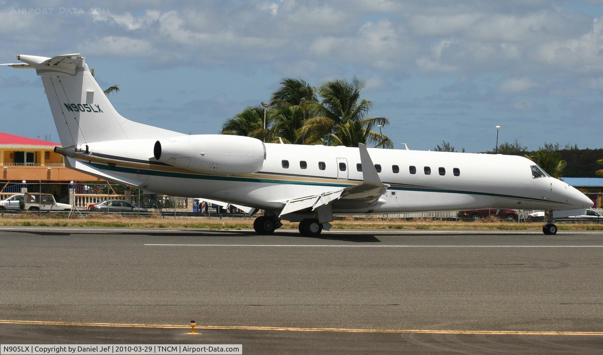 N905LX, 2004 Embraer ERJ-135BJ Legacy C/N 145775, N905LX just landed at TNCM and rolling to a stop