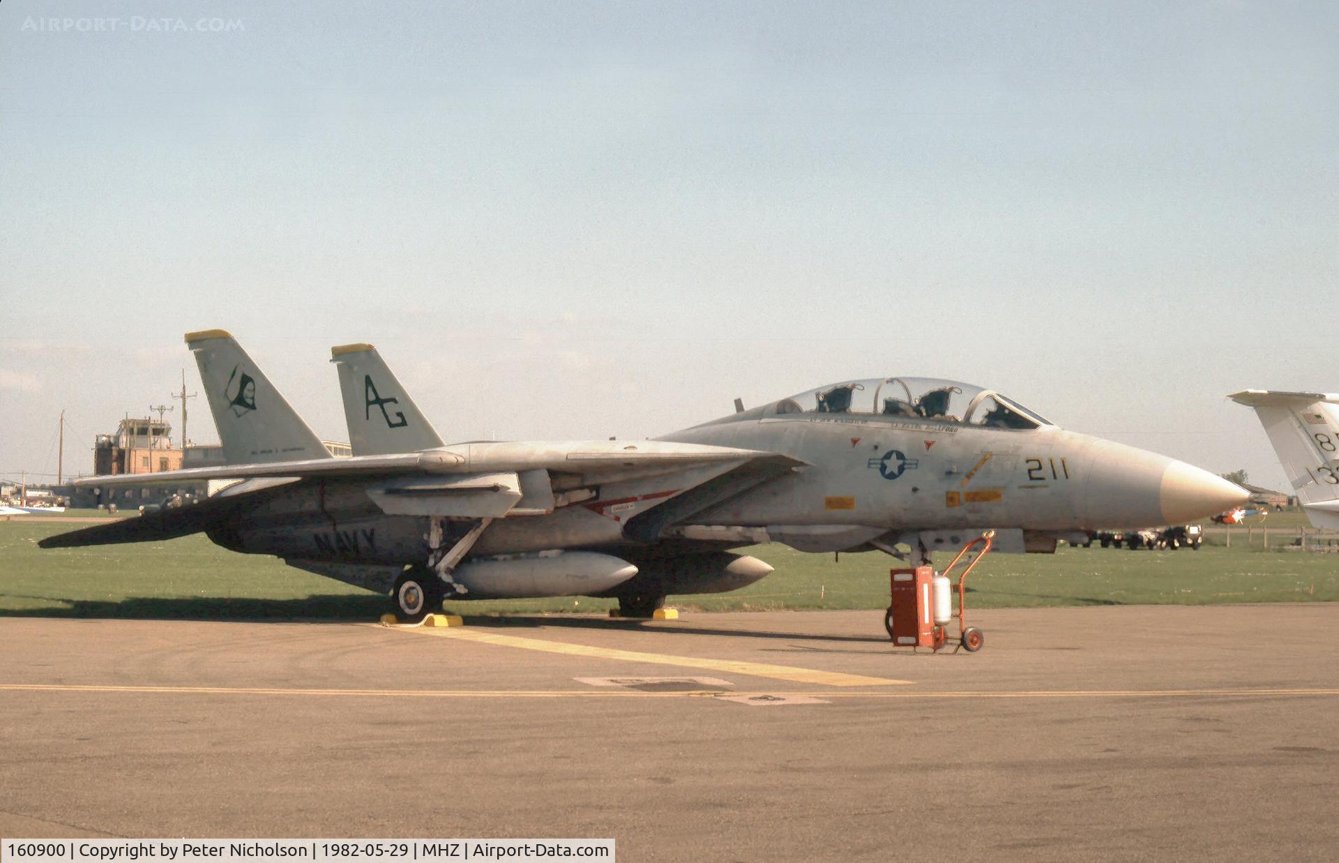 160900, Grumman F-14A Tomcat C/N 329, F-14A Tomcat of Fighter Squadron VF-142 on the flight-line at the 1982 RAF Mildenhall Air Fete.
