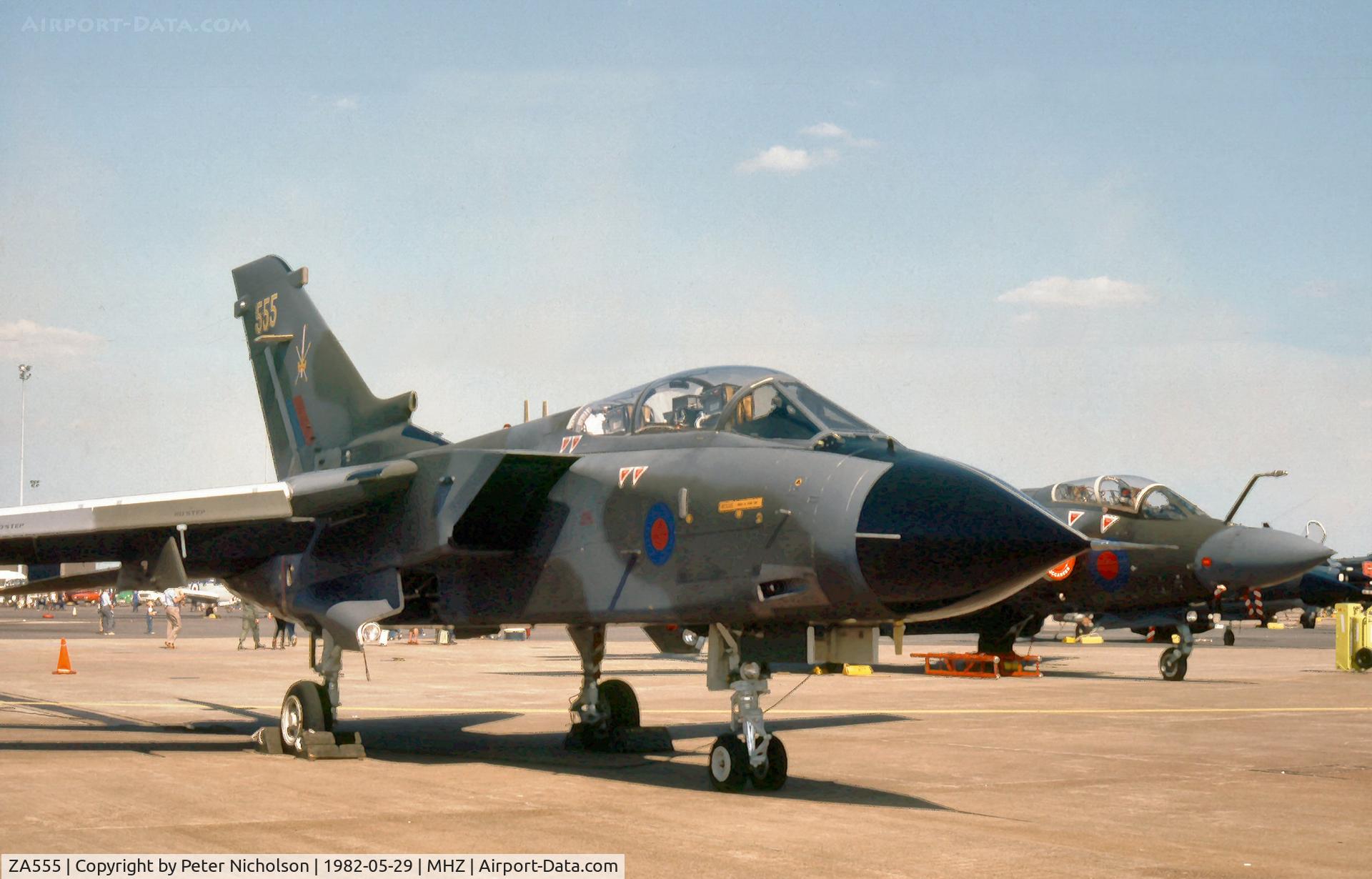 ZA555, 1981 Panavia Tornado GR.1 C/N 074/BT020/3039, Tornado GR.1 of RAF Honington's Tactical Weapons Conversion Unit on display at the 1982 RAF Mildenhall Air Fete.