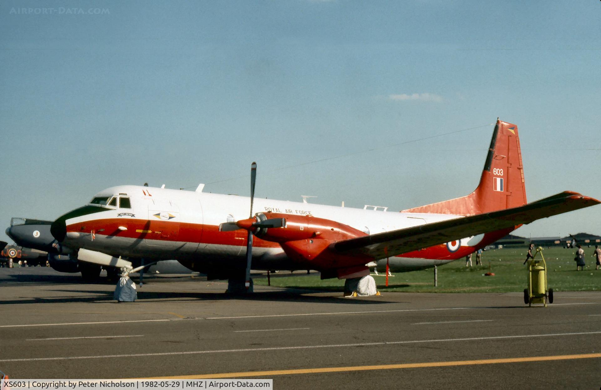 XS603, 1966 Hawker Siddeley HS-780 Andover E.3 C/N Set 10, Andover E.3 of 115 Squadron on display at the 1982 RAF Mildenhall Air Fete.