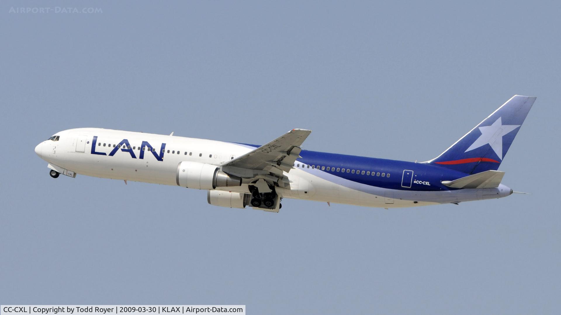 CC-CXL, 1995 Boeing 767-316/ER C/N 26265, Departing LAX