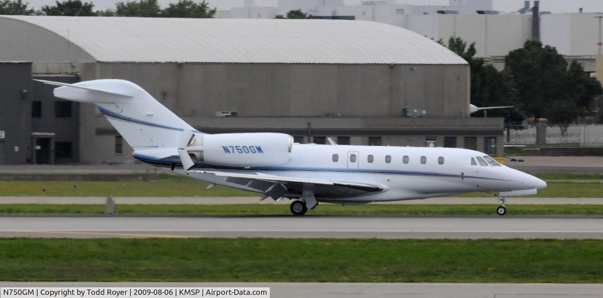 N750GM, 1998 Cessna 750 Citation X C/N 750-0066, Taxi at MSP