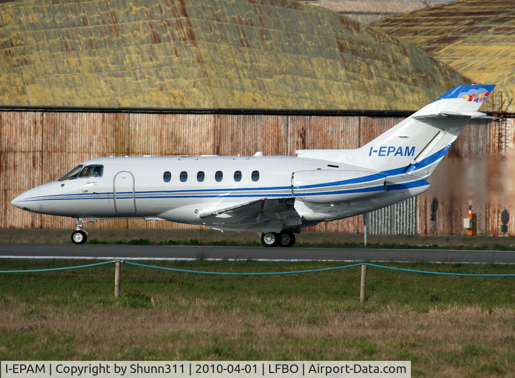 I-EPAM, 2009 Hawker 750 C/N HB-32, Ready to take off rwy 32R