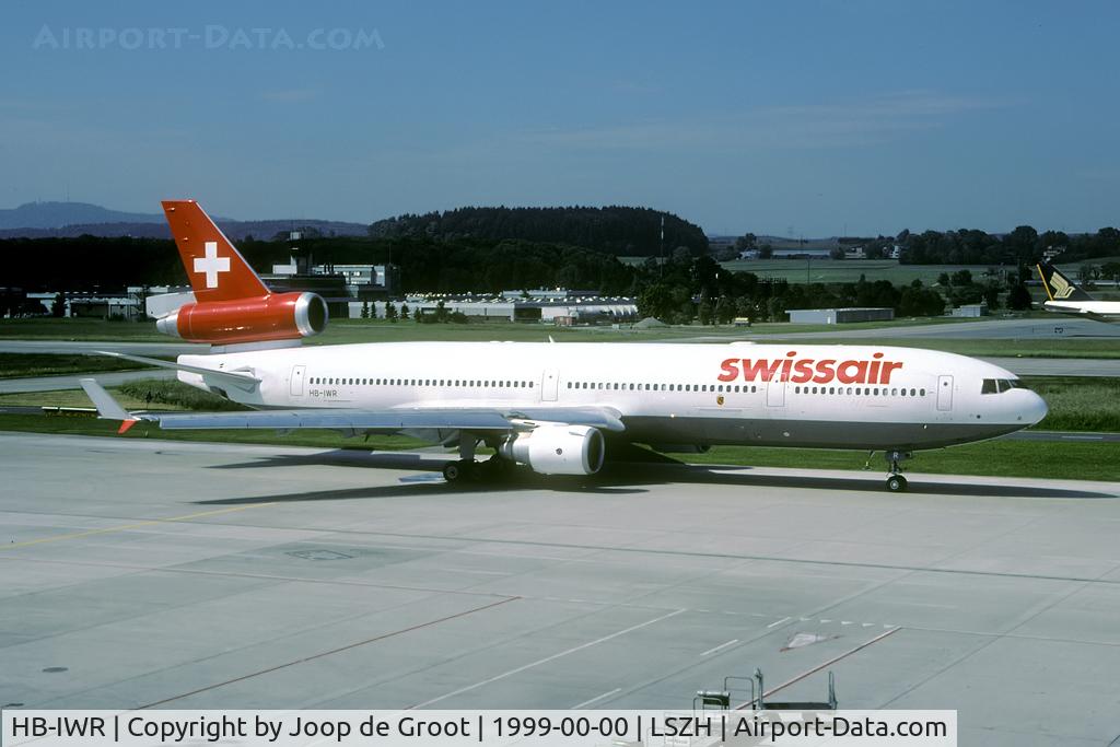 HB-IWR, 1991 McDonnell Douglas MD-11F C/N 48484, New acqusition for Swissair. Ex LTU D-AERB. Later sold as V5-NMC to Air Namibia.