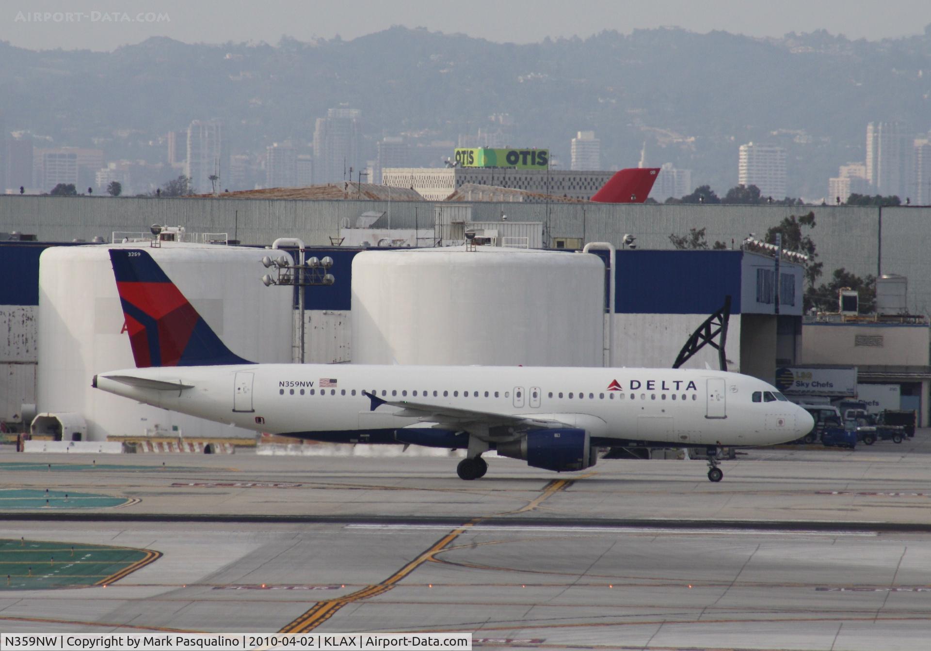 N359NW, 1998 Airbus A320-212 C/N 846, Airbus A320