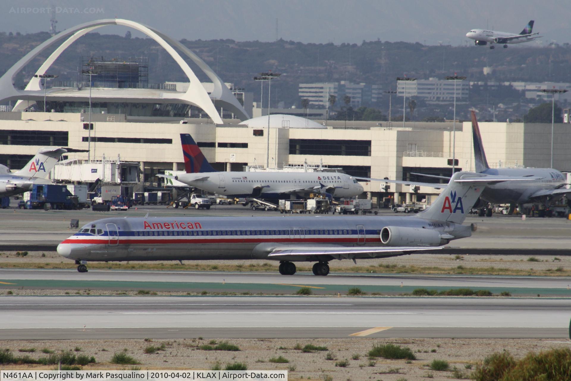 N461AA, 1988 McDonnell Douglas MD-82 (DC-9-82) C/N 49566, MD-82
