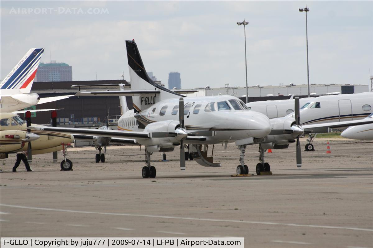 F-GLLO, Swearingen SA-226T Merlin IIIA C/N T-276, on transit at Le Bourget