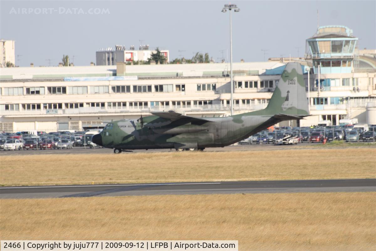 2466, 1984 Lockheed C-130H Hercules C/N 382-4990, on transit at Le Bourget
