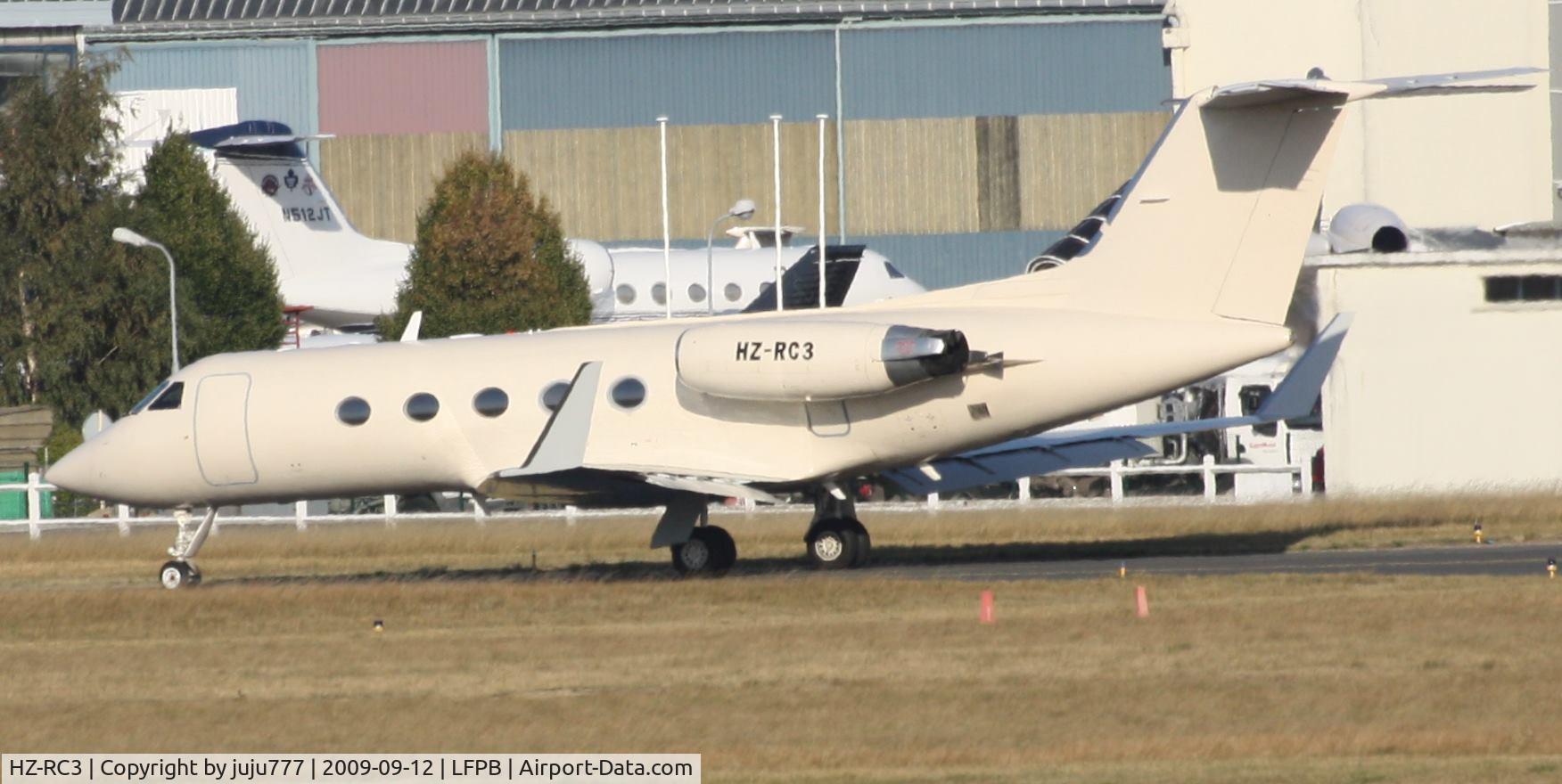 HZ-RC3, 1981 Grumman G1159A Gulfstream III C/N 331, on transit at Le Bourget