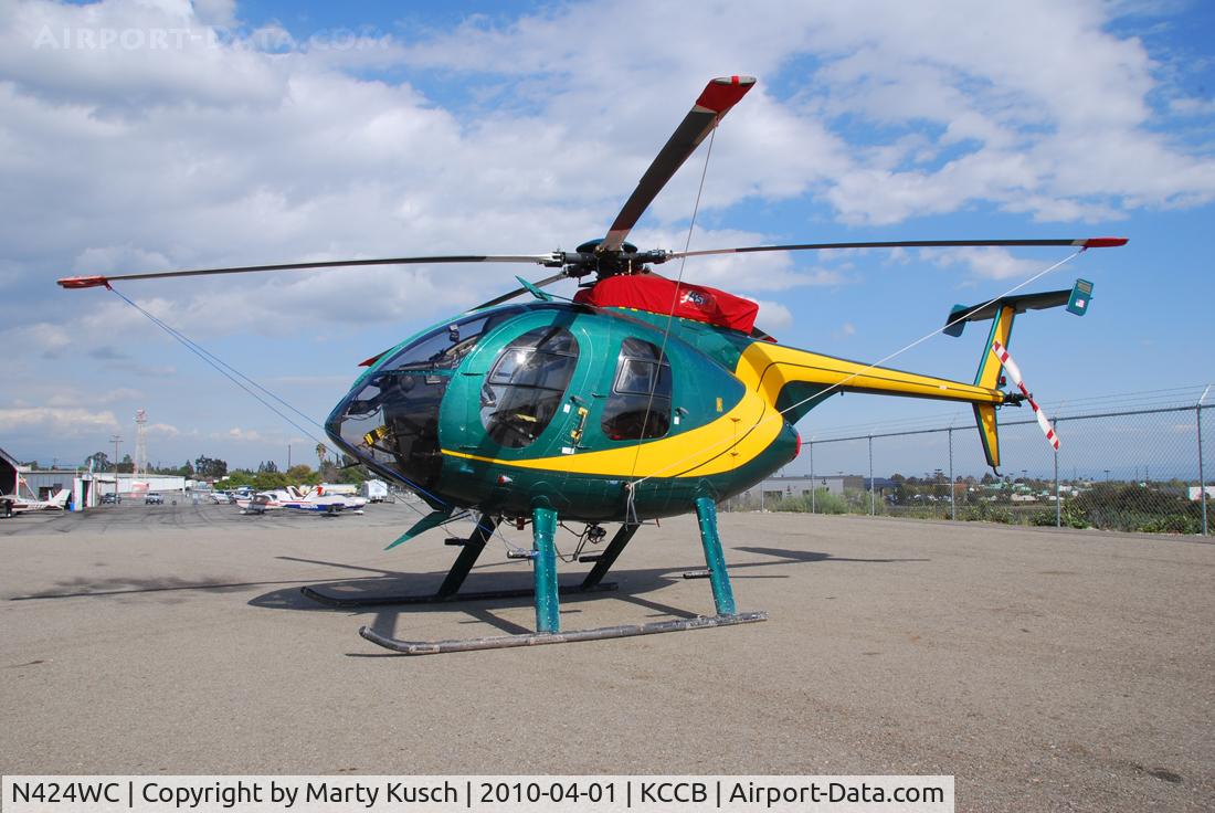 N424WC, 1988 McDonnell Douglas 500-E C/N 0311E, Waiting for work