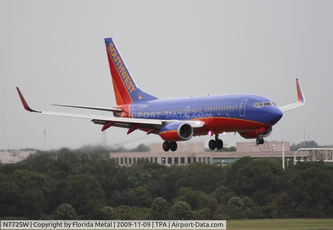 N772SW, 2000 Boeing 737-7H4 C/N 27880, Southwest 737-700