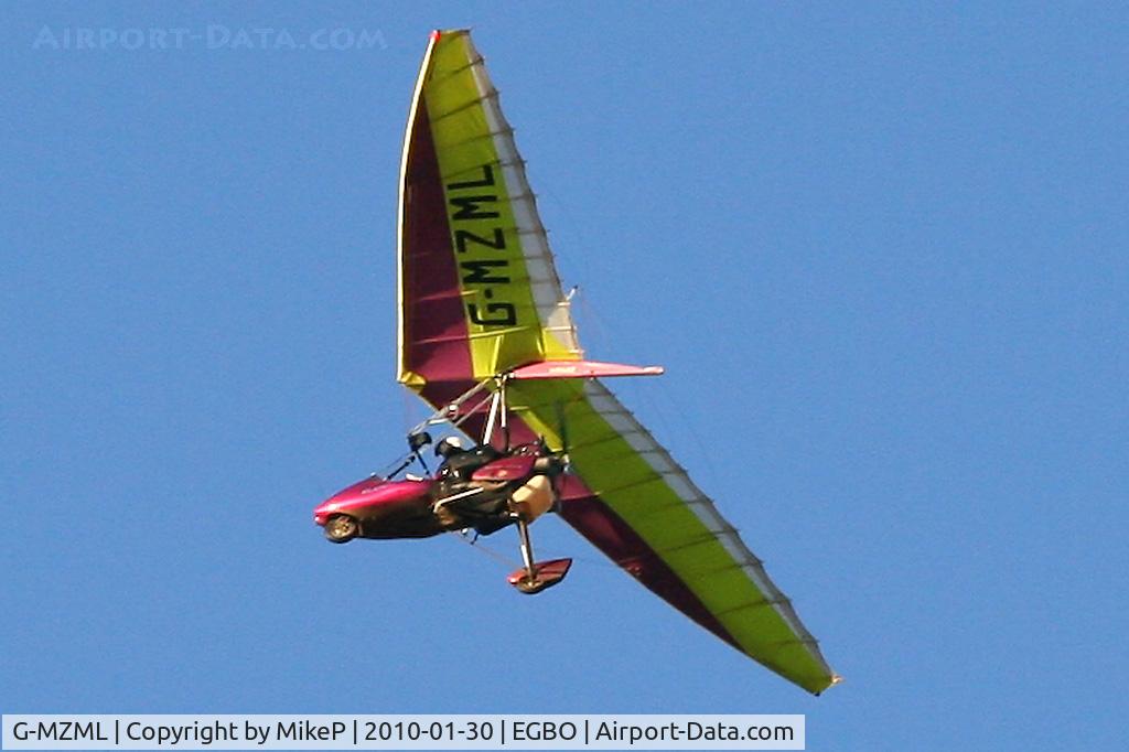 G-MZML, 1998 Mainair Blade 912 C/N 1158-0698-7-W961, Overhead join late into the afternoon.
