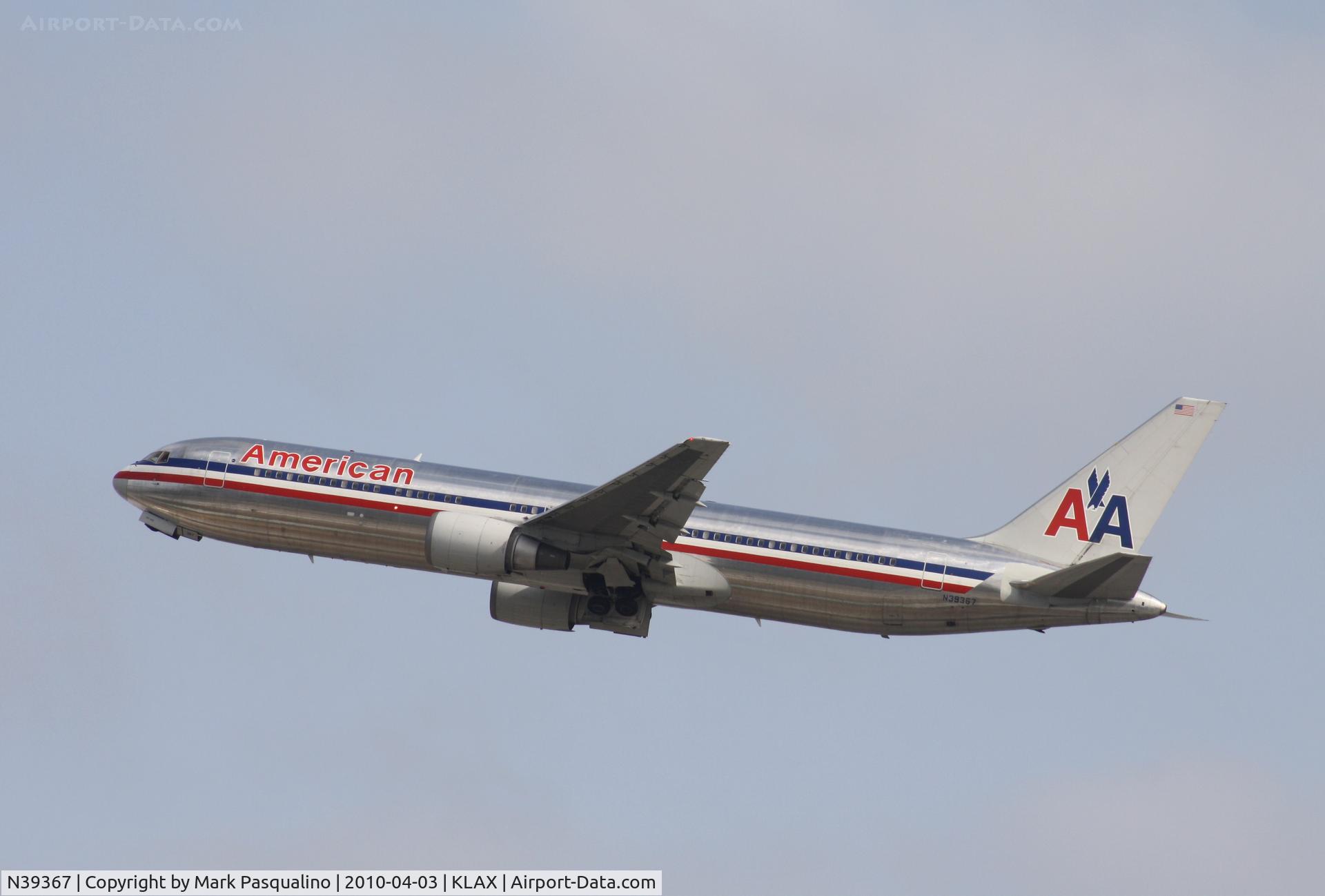 N39367, 1991 Boeing 767-323 C/N 25194, Boeing 767-300