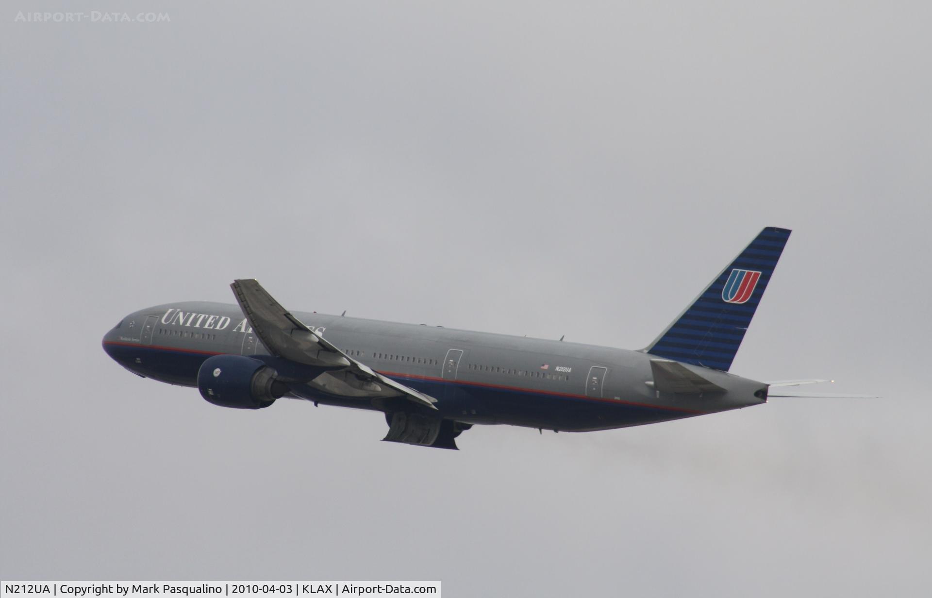 N212UA, 2000 Boeing 777-222 C/N 30218, Boeing 777-200