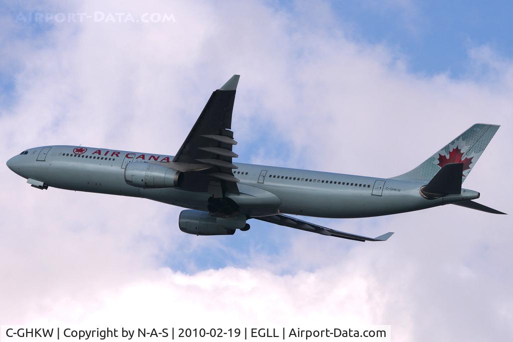 C-GHKW, 2001 Airbus A330-343 C/N 0408, Departing LHR