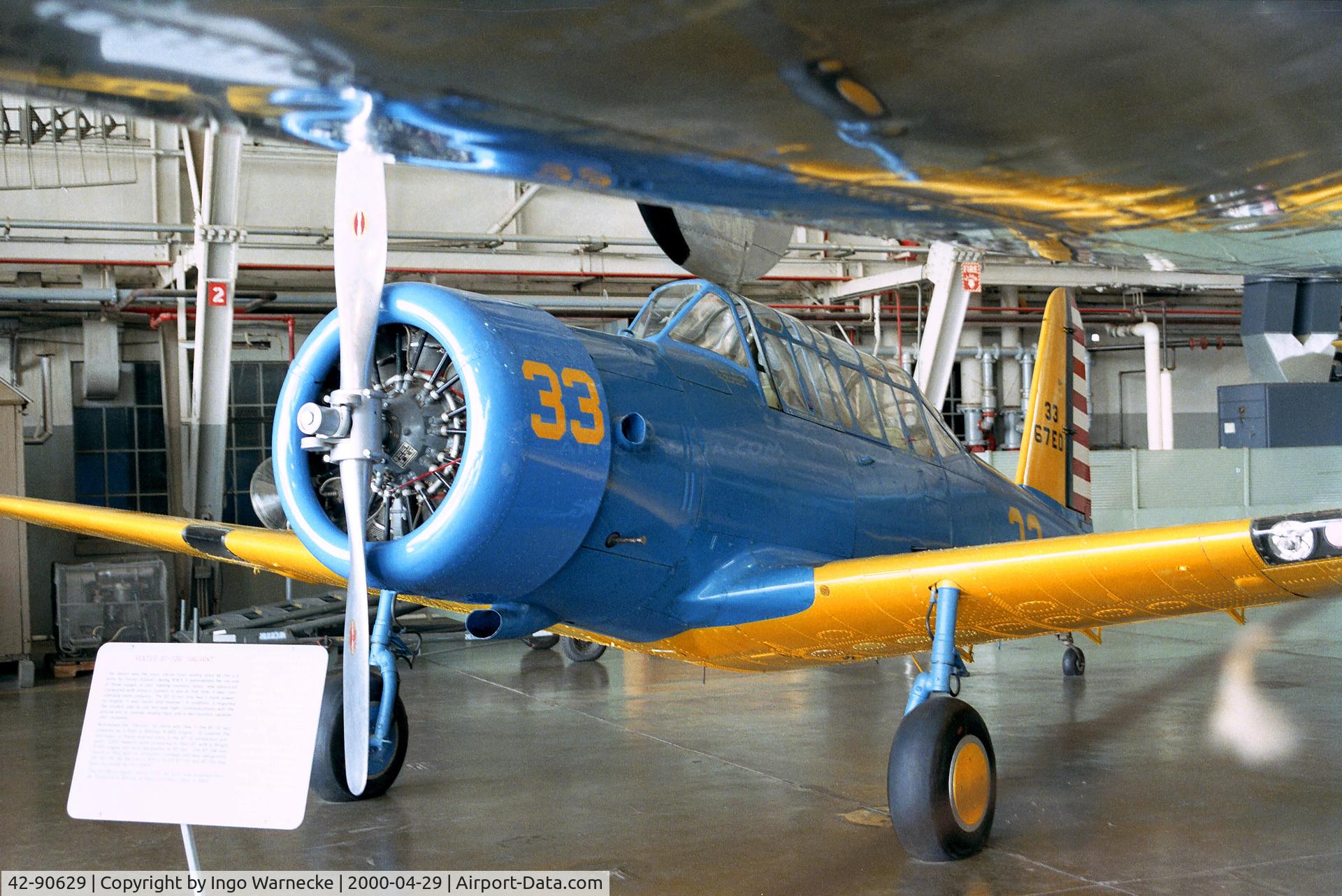 42-90629, 1942 Vultee BT-13B Valiant C/N 79-1706, Vultee BT-13B Valiant at the USAF Museum, Dayton OH