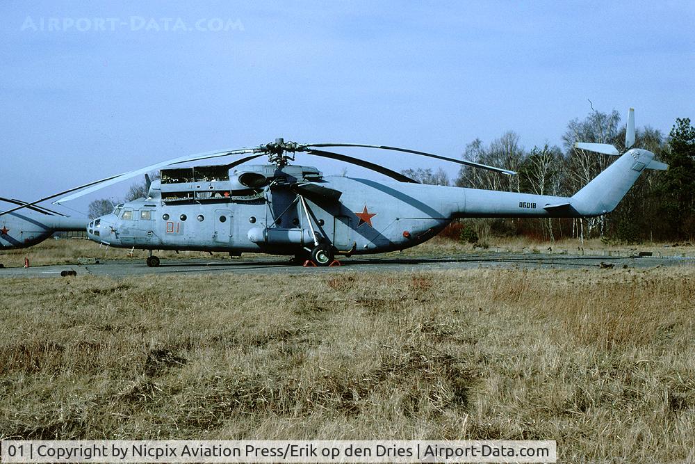 01, Mil Mi-6 Hook C/N 0601B, Soviet AF Mi-6 Hook, assigned to 239 GvOVP, at its' parking spot at Oranienburg AB, Germany