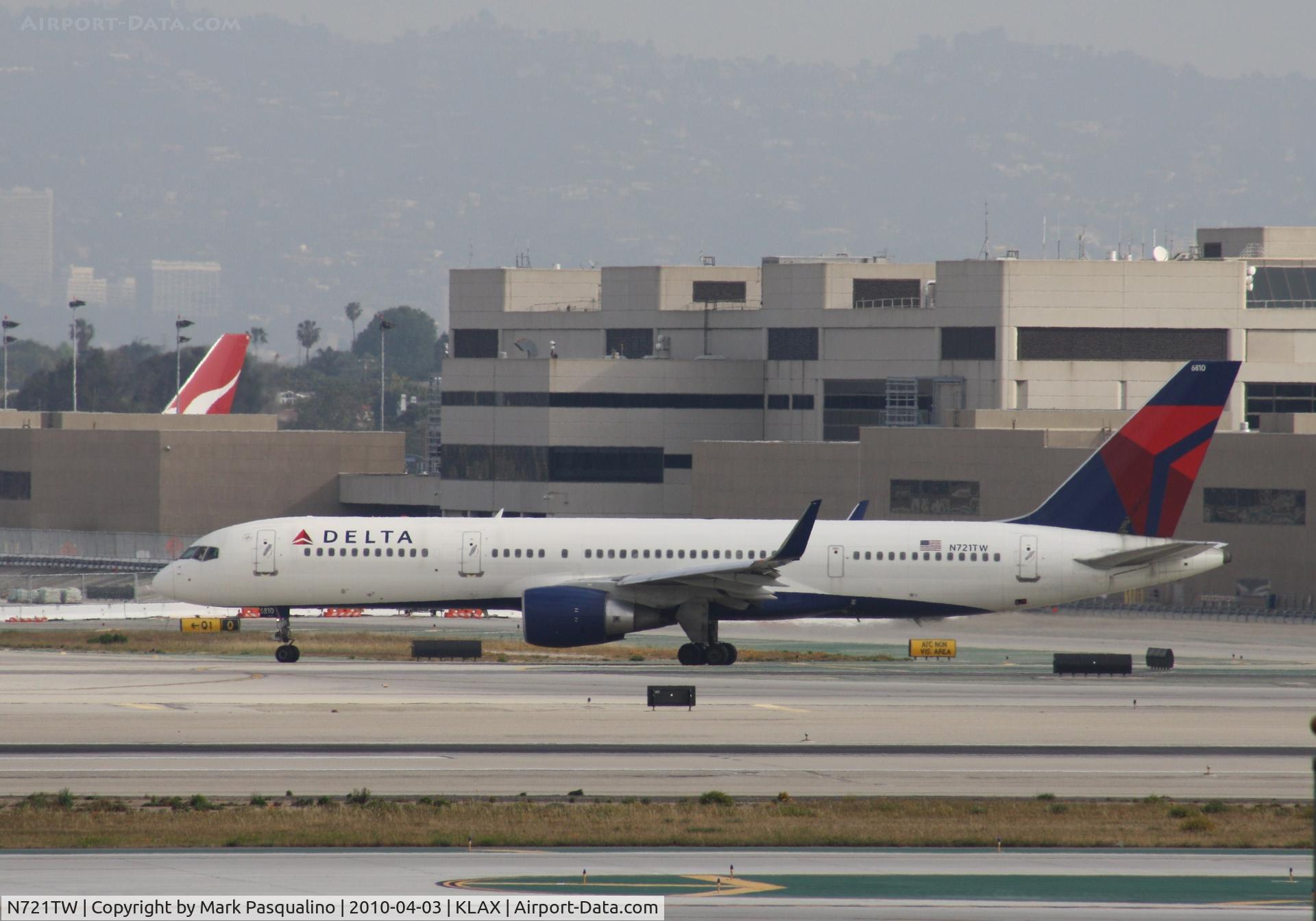 N721TW, 1999 Boeing 757-231 C/N 29954, Boeing 757-200
