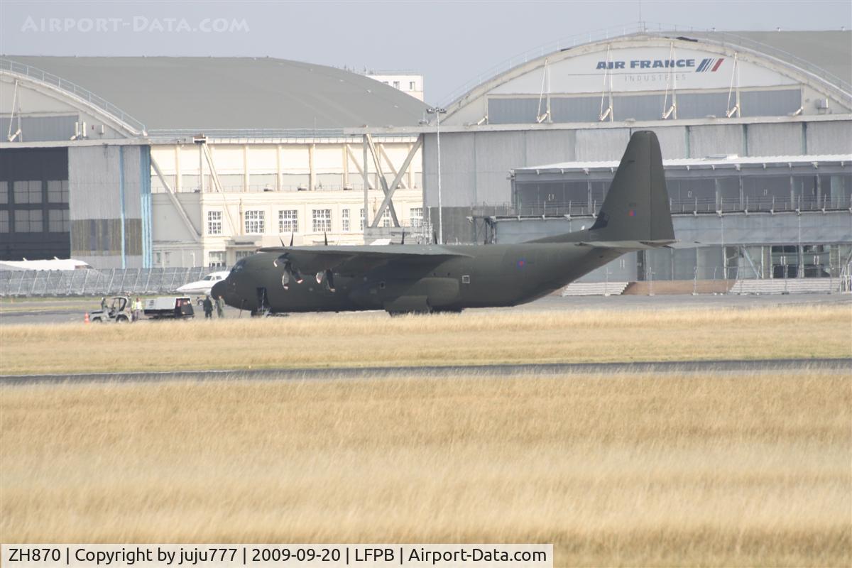 ZH870, 1997 Lockheed Martin C-130J-30 Hercules C.4 C/N 382-5445, on transit at Le Bourget