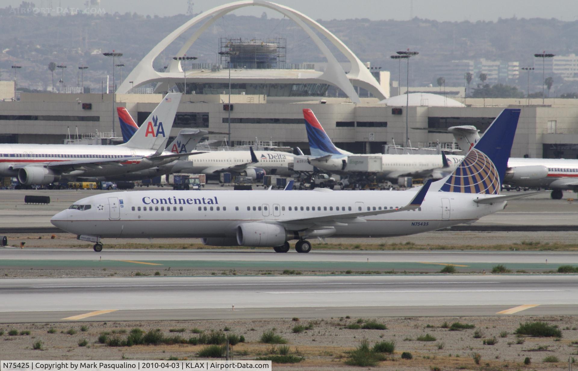 N75425, 2008 Boeing 737-924/ER C/N 33460, Boeing 737-900ER