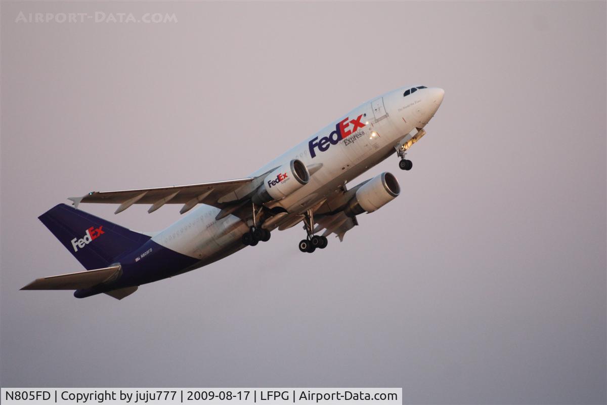 N805FD, 1988 Airbus A310-324 C/N 456, on take-off at CDG