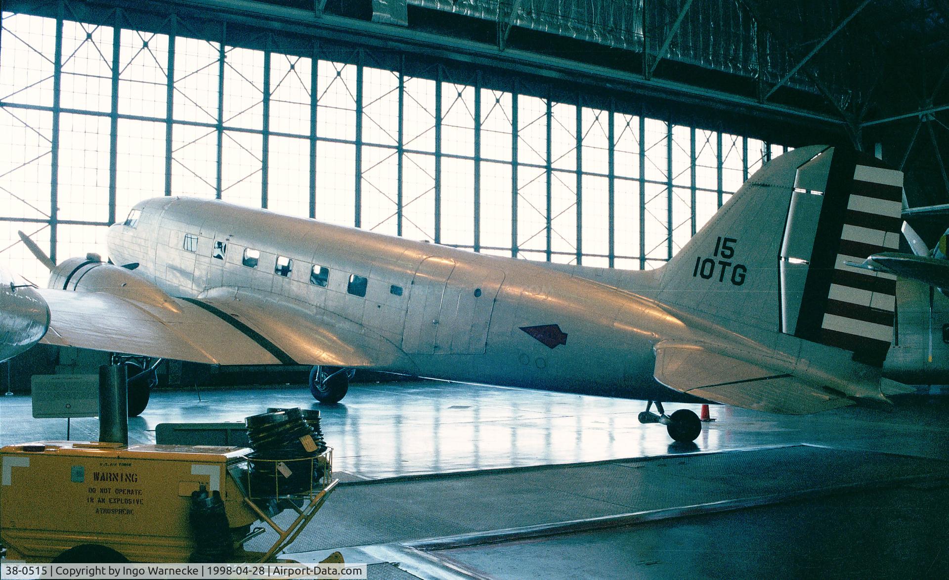 38-0515, 1938 Douglas C-39 C/N 2072, Douglas C-39 of the USAAF at the USAF Museum, Dayton OH
