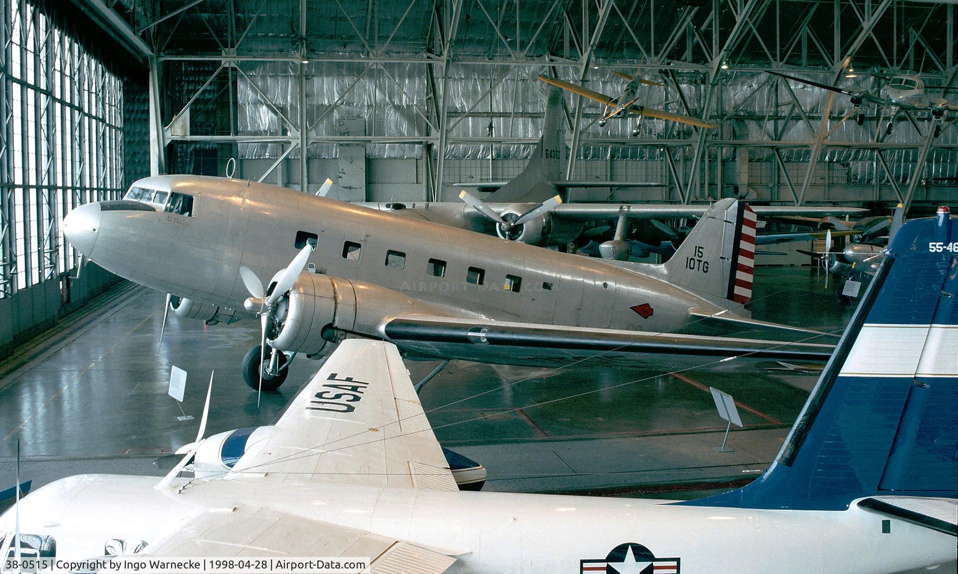 38-0515, 1938 Douglas C-39 C/N 2072, Douglas C-39 of the USAAF at the USAF Museum, Dayton OH