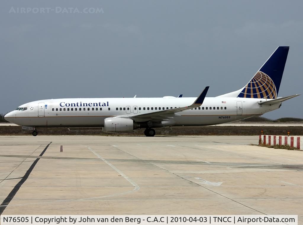 N76505, 2006 Boeing 737-824 C/N 32834, Continental Boeing 737-824  N76505  ( 32834/2048 )  @ TNCC / CUR