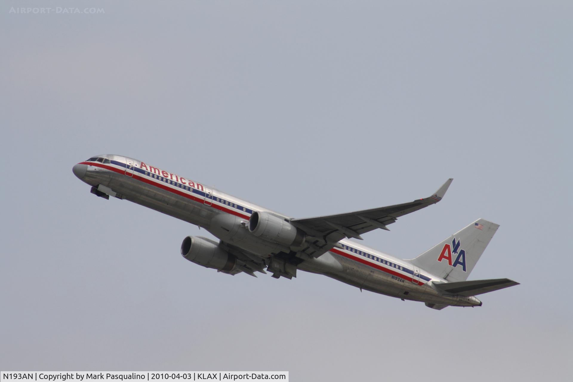 N193AN, 2001 Boeing 757-223 C/N 32387, Boeing 757-200
