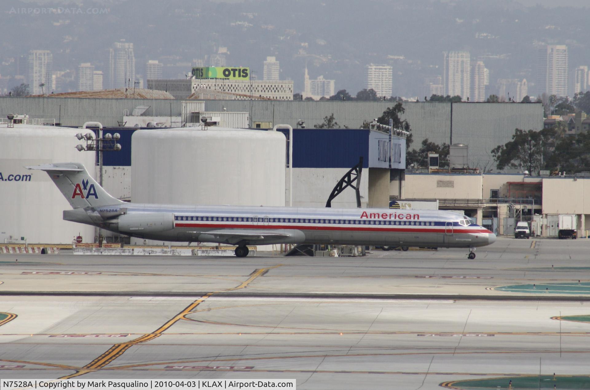 N7528A, 1990 McDonnell Douglas MD-82 (DC-9-82) C/N 49920, MD-82