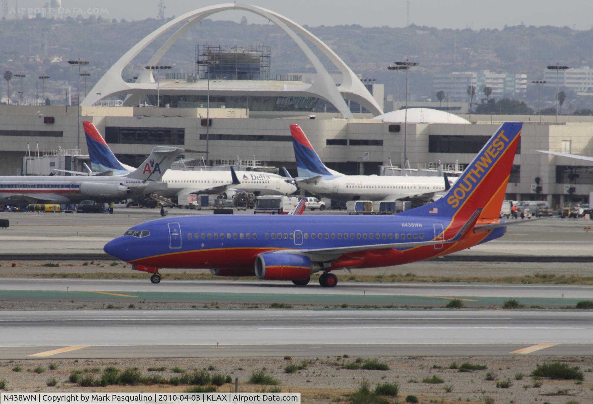 N438WN, 2003 Boeing 737-7H4 C/N 29833, Boeing 737-700