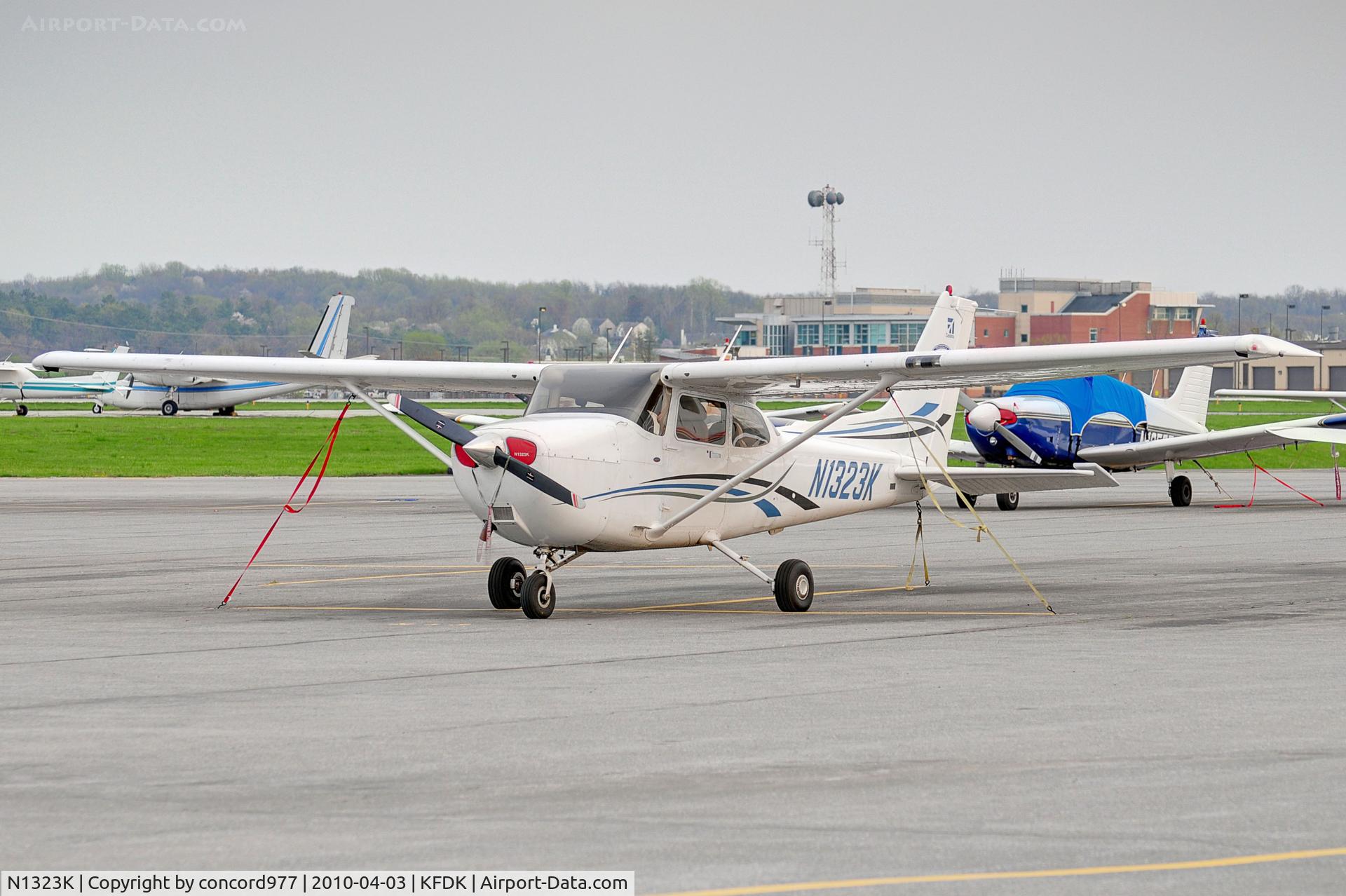N1323K, 2006 Cessna 172S C/N 172S10348, Seen at KFDK on 4/3/2010.