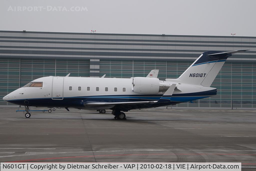 N601GT, 2002 Bombardier Challenger 604 (CL-600-2B16) C/N 5524, CL600 Challenger