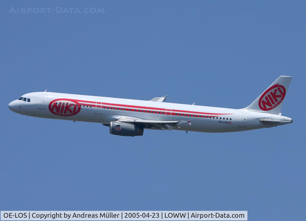 OE-LOS, 2001 Airbus A321-231 C/N 1487, Classic livery.
