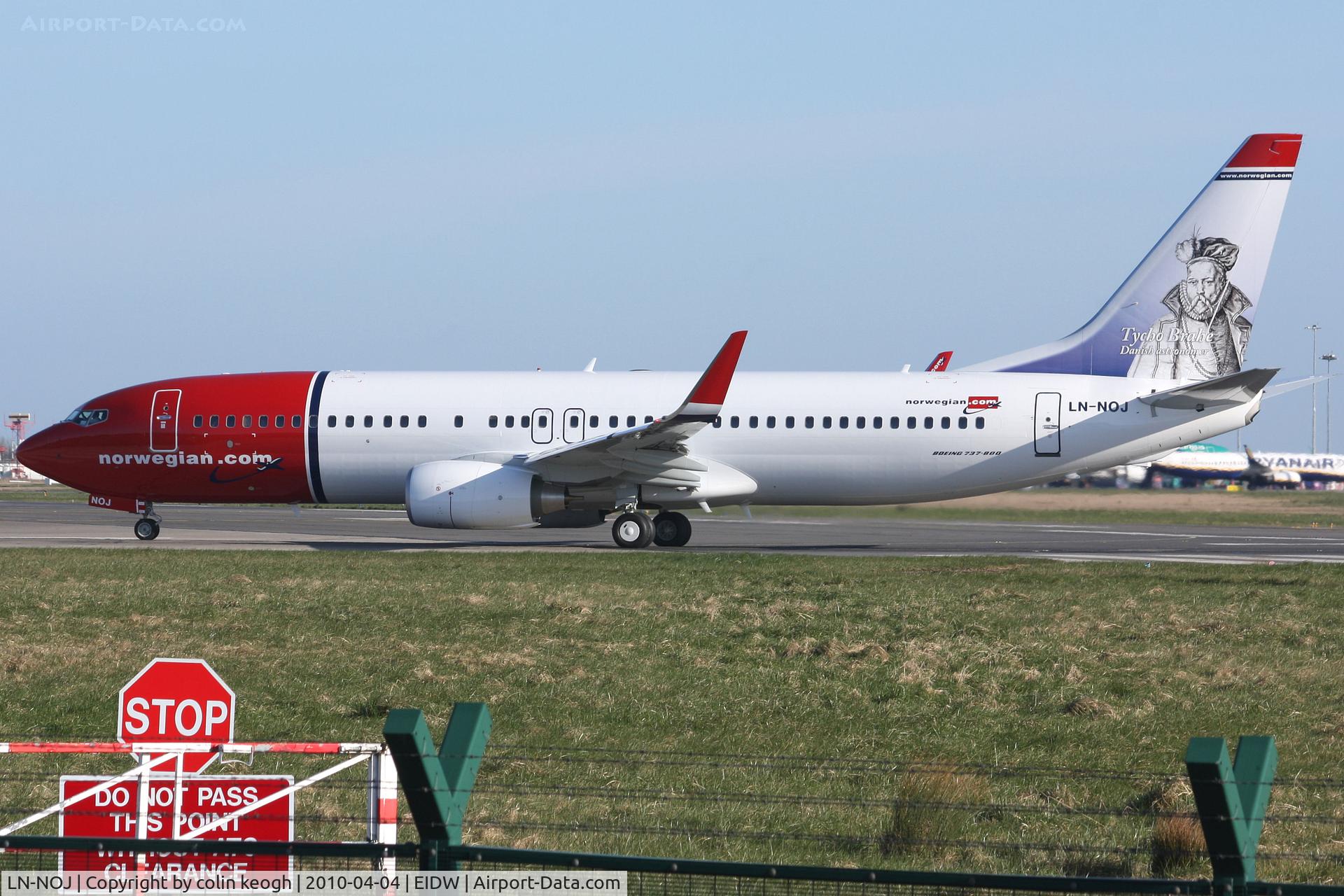 LN-NOJ, 2010 Boeing 737-86N C/N 37884, new B737