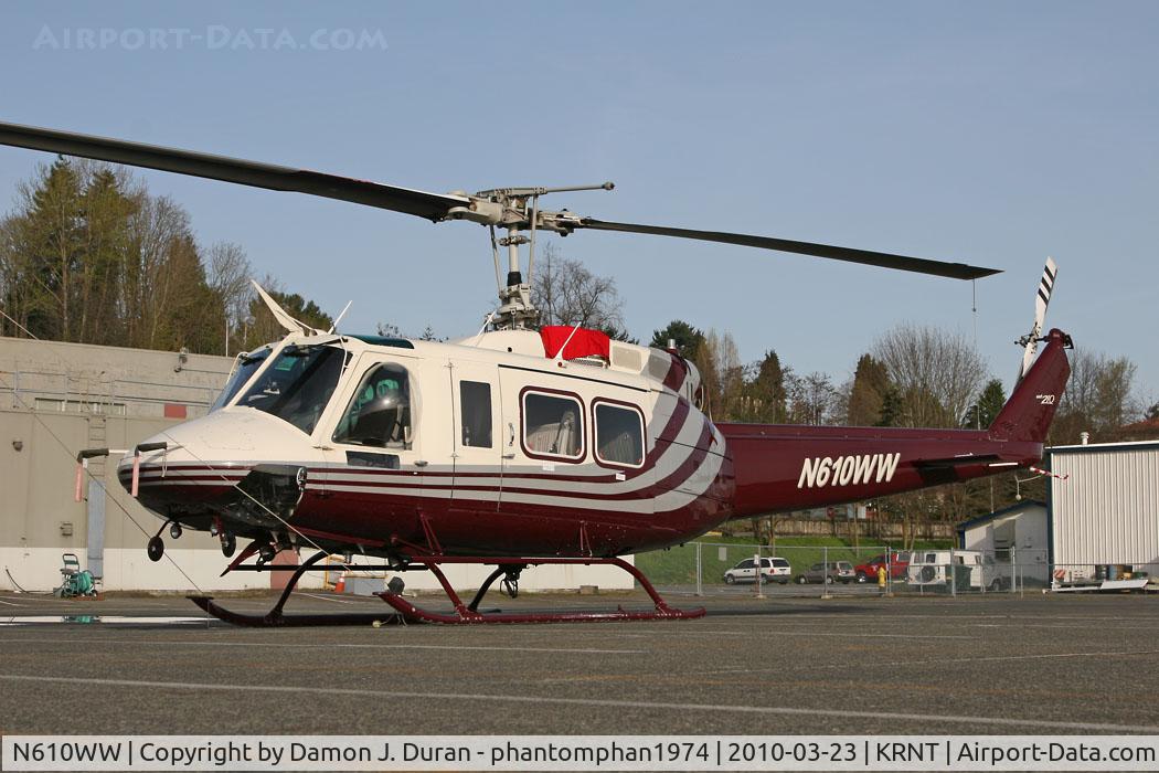 N610WW, 2008 Bell 210 C/N 21004, On tarmac