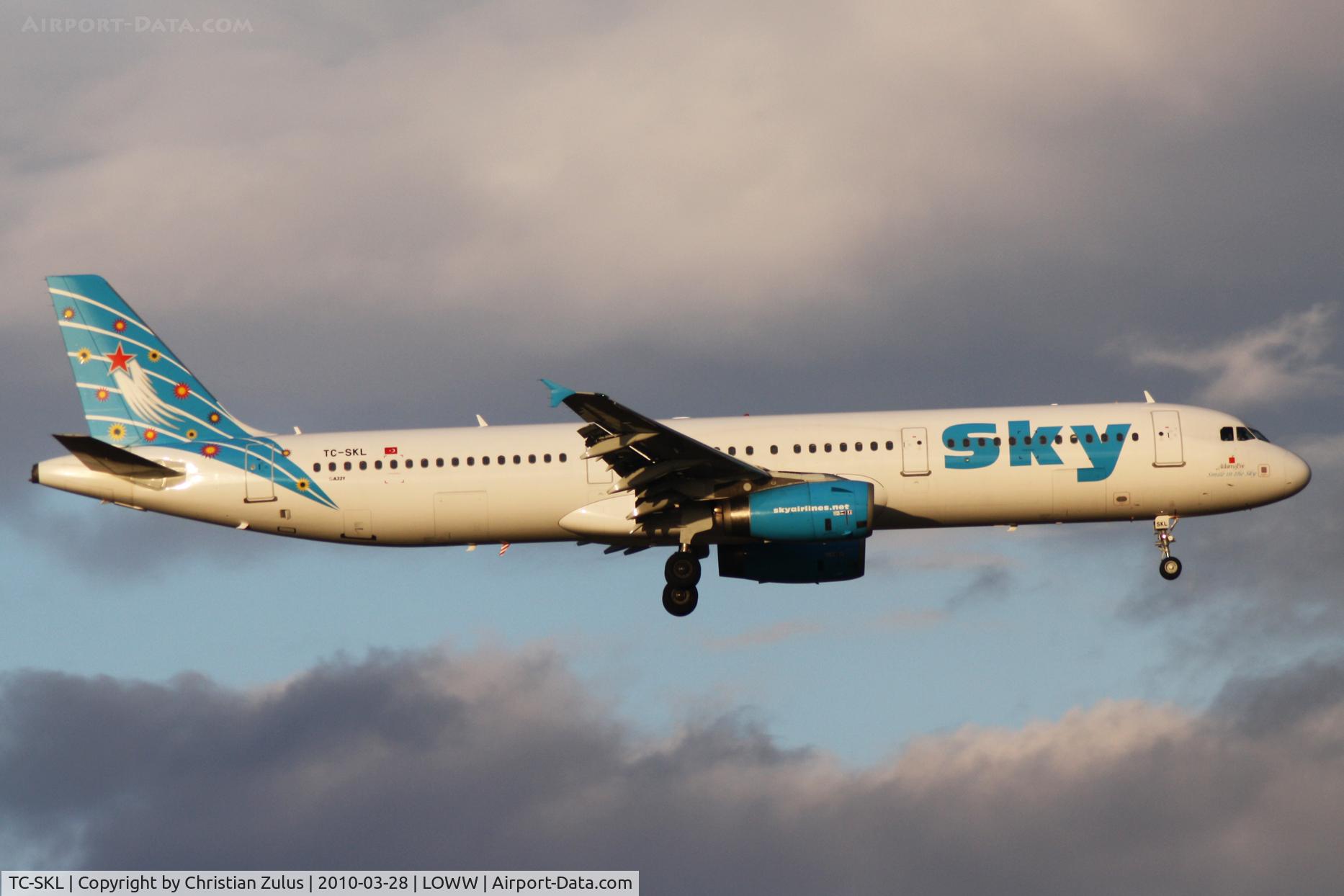 TC-SKL, 2002 Airbus A321-231 C/N 1670, Sky Airlines