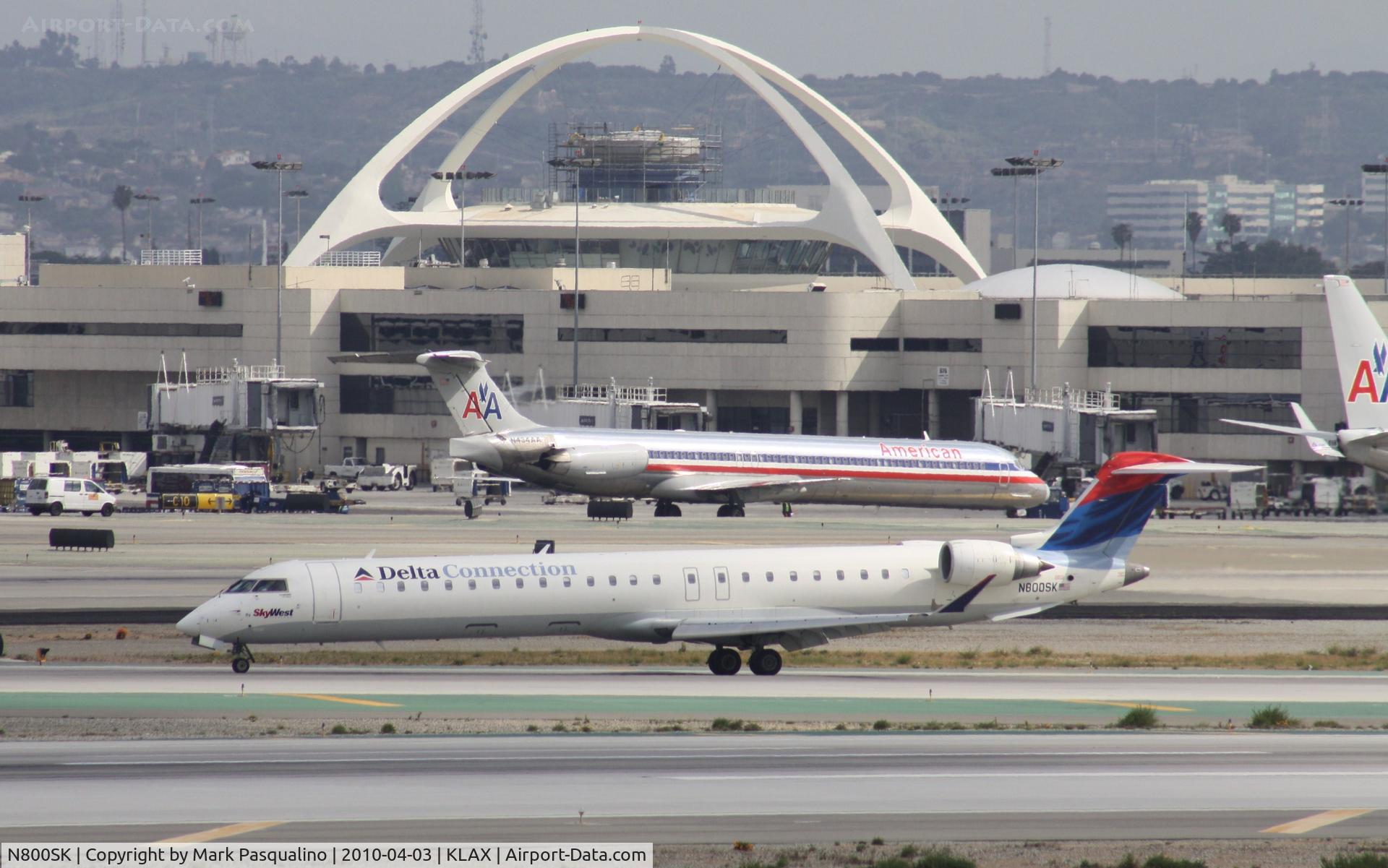 N800SK, 2006 Bombardier CRJ-900ER (CL-600-2D24) C/N 15060, CL600-2D24