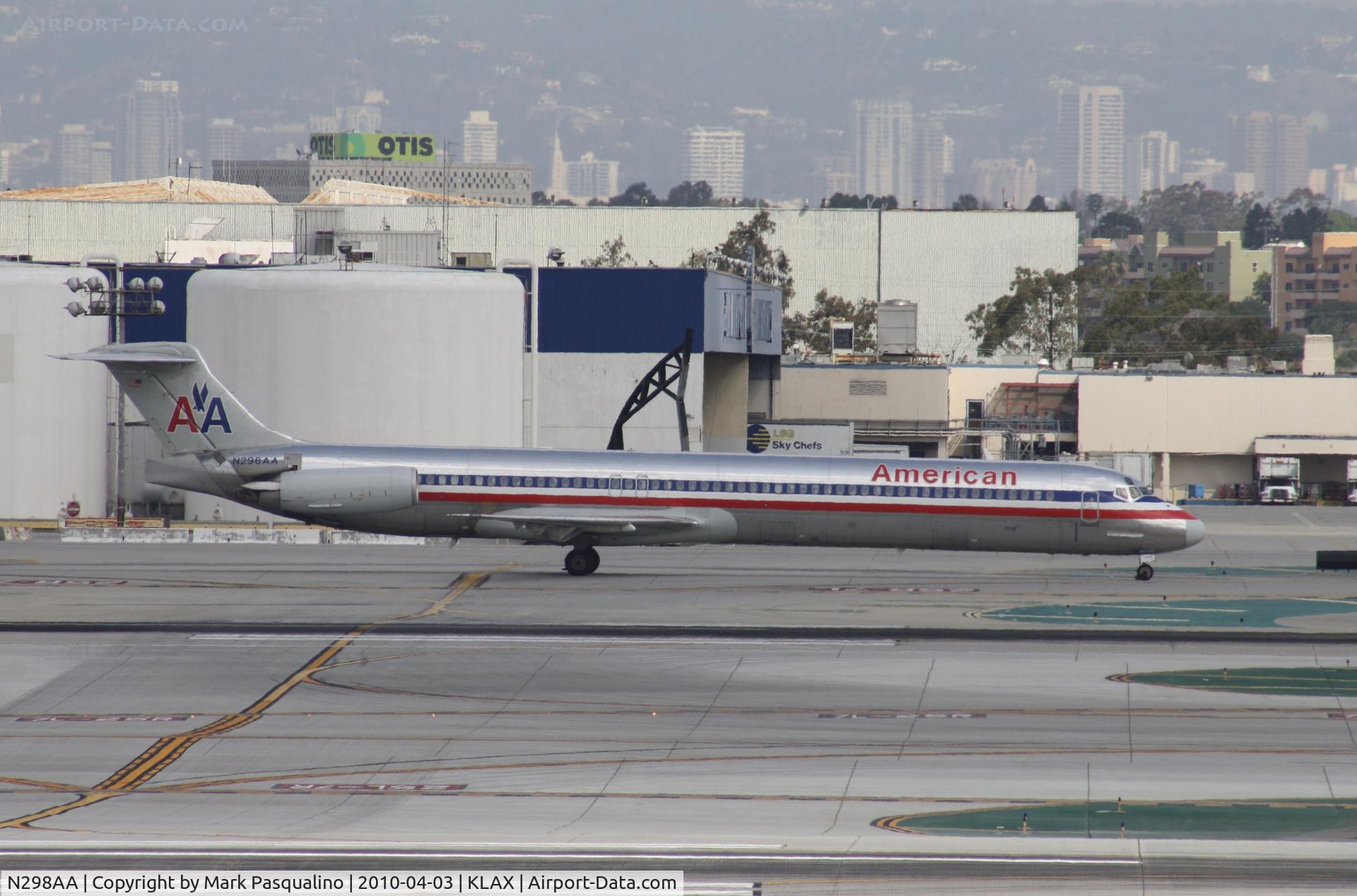 N298AA, 1985 McDonnell Douglas MD-82 (DC-9-82) C/N 49310, MD-82