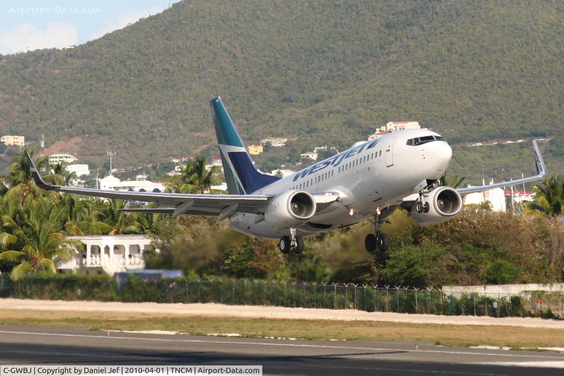 C-GWBJ, 2003 Boeing 737-7CT C/N 32754, Westjet C-GWBJ departing TNCM runway 28