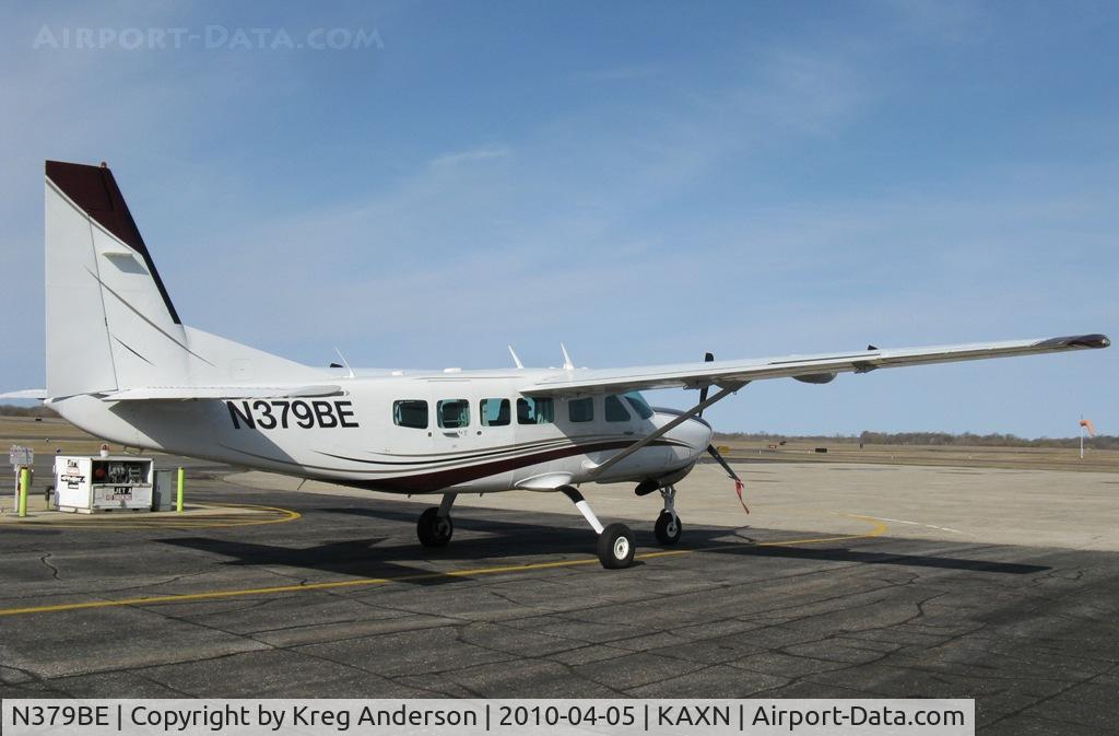 N379BE, 2007 Cessna 208 C/N 20800414, Cessna 208 Caravan at the fuel pumps.